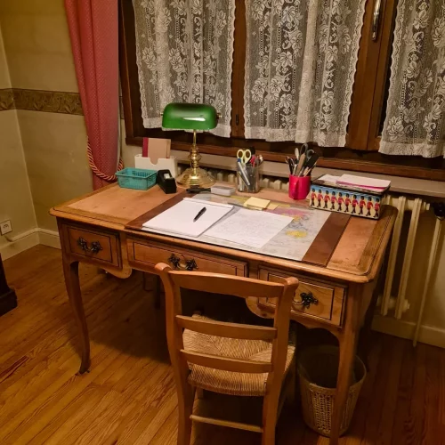 Évacuation de meubles et encombrants dans un appartement à Bonneville.