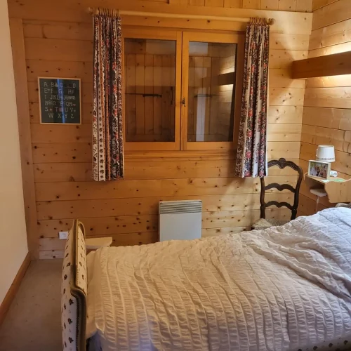 Évacuation de mobilier dans un appartement en résidence à Megève.
